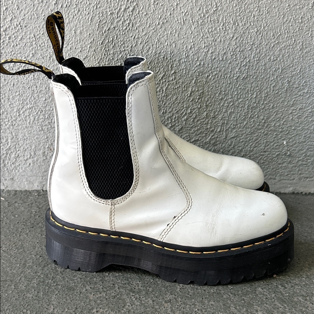 Dr. Martens 2976 Quad White Leather Platform Chelsea Boots US Size 7 Men's UK 6